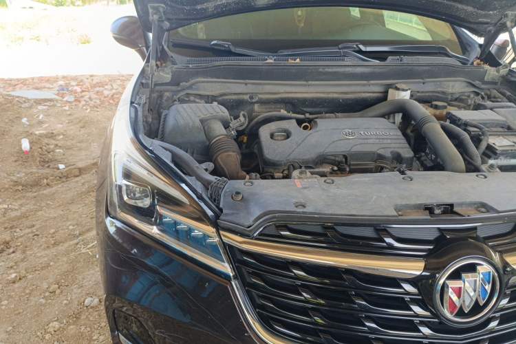 Used Buick Envision 2021 532T Two-Wheel-Drive Elite Version Engine Bay Right