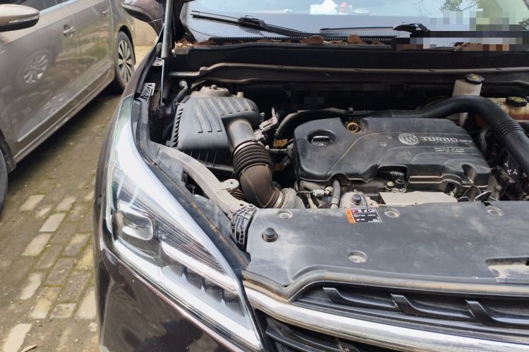 Used Buick Envision 2021 532T Two-Wheel-Drive Leading Version Engine Bay Right