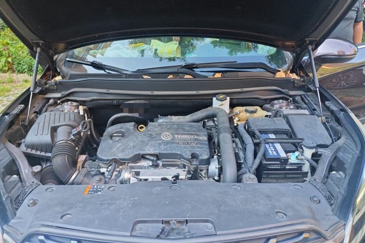 Used Buick Envision 2021 532T Two-Wheel-Drive Elite Version Engine Bay