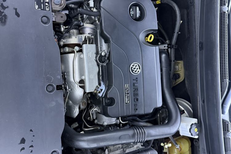 Used Buick Envision 2021 532T Two-Wheel-Drive Elite Version Engine Bay