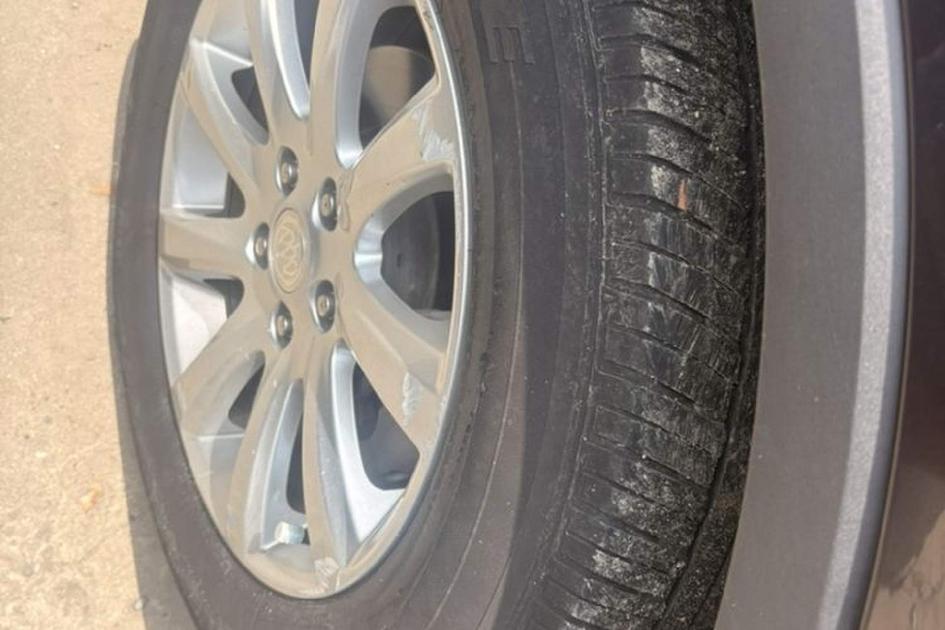 Used Buick Envision 2021 532T Two-Wheel-Drive Leading Version Exterior 6
