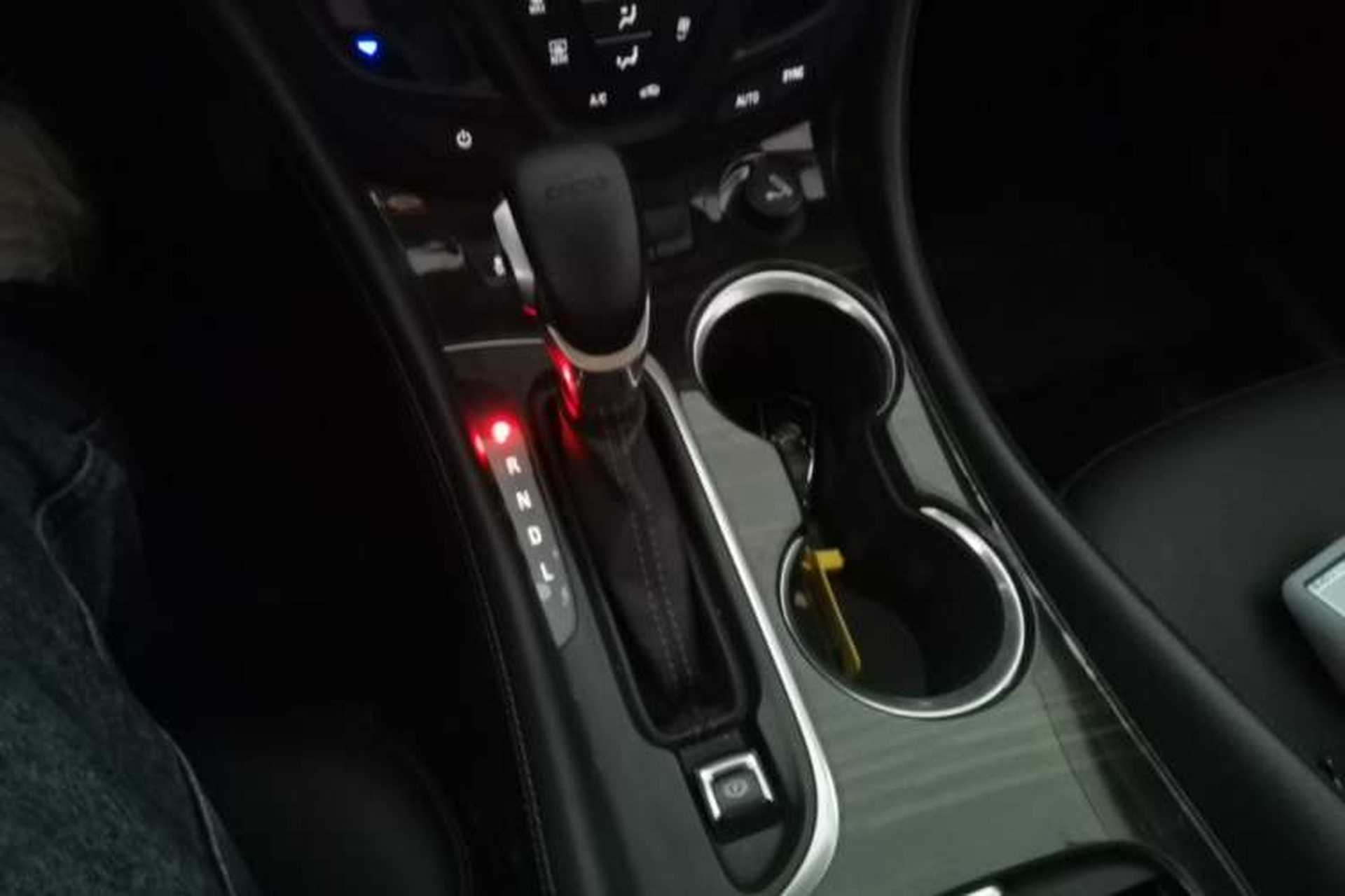 Used Buick Envision 2021 532T Two-Wheel-Drive Leading Version Gear Lever