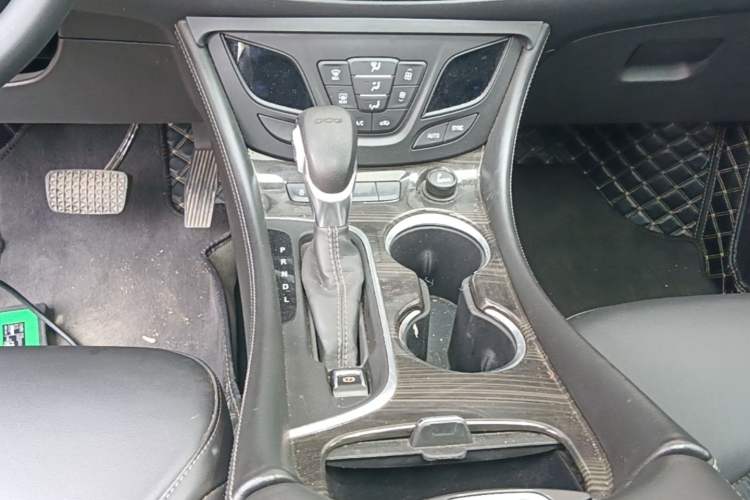 Used Buick Envision 2021 532T Two-Wheel-Drive Leading Version Gear Lever