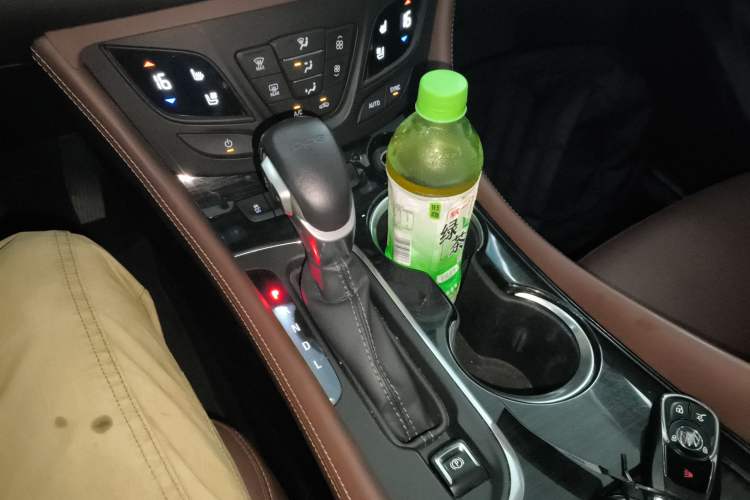 Used Buick Envision 2021 532T Two-Wheel-Drive Luxury Version Gear Lever