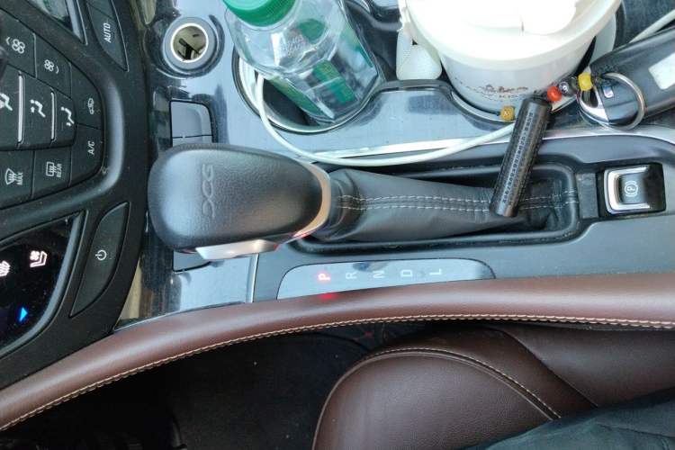 Used Buick Envision 2021 532T Two-Wheel-Drive Luxury Version Gear Lever