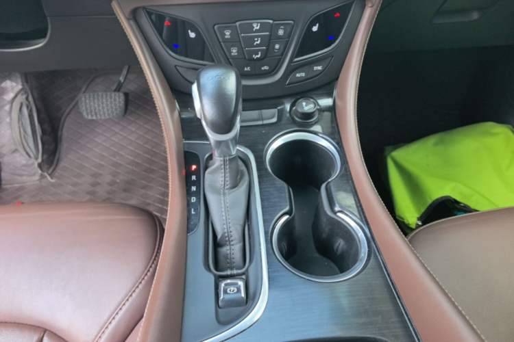 Used Buick Envision 2021 532T Two-Wheel-Drive Elite Version Gear Lever