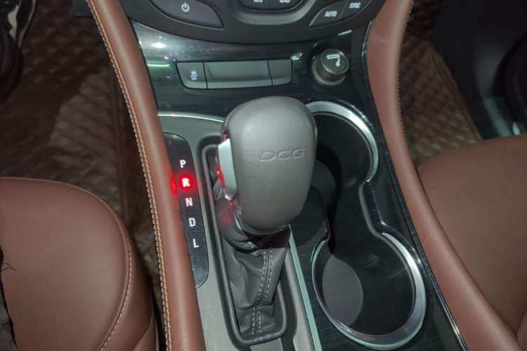 Used Buick Envision 2021 532T Two-Wheel-Drive Luxury Version Gear Lever