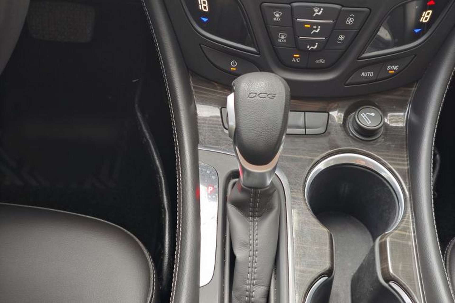 Used Buick Envision 2021 532T Two-Wheel-Drive Leading Version Gear Lever