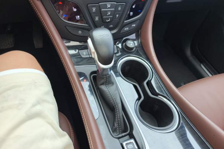 Used Buick Envision 2021 532T Two-Wheel-Drive Luxury Version Gear Lever