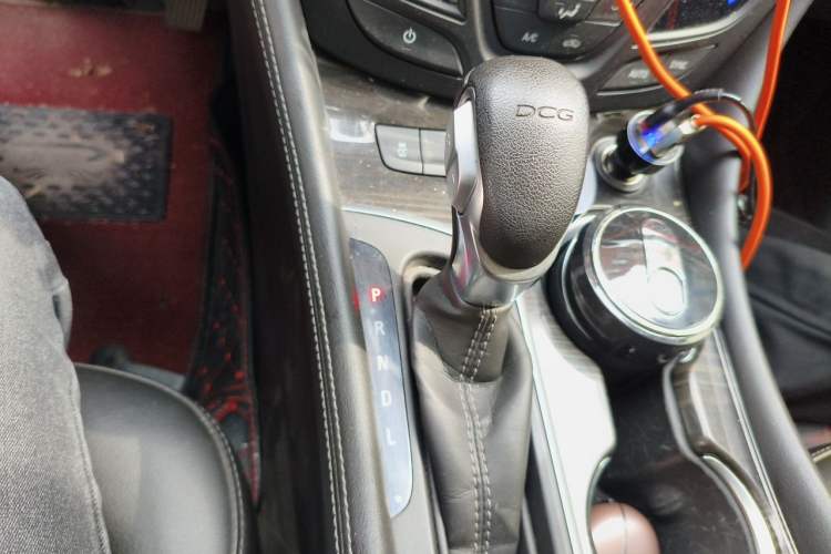 Used Buick Envision 2021 532T Two-Wheel-Drive Leading Version Gear Lever