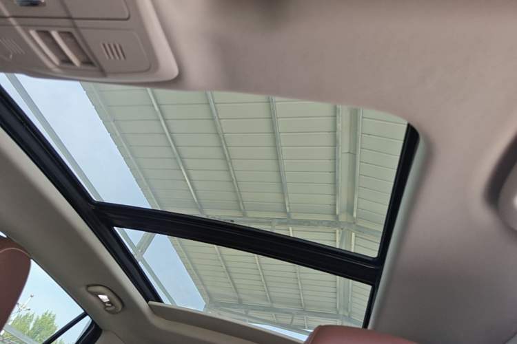 Used Buick Envision 2021 532T Two-Wheel-Drive Elite Version Headliner