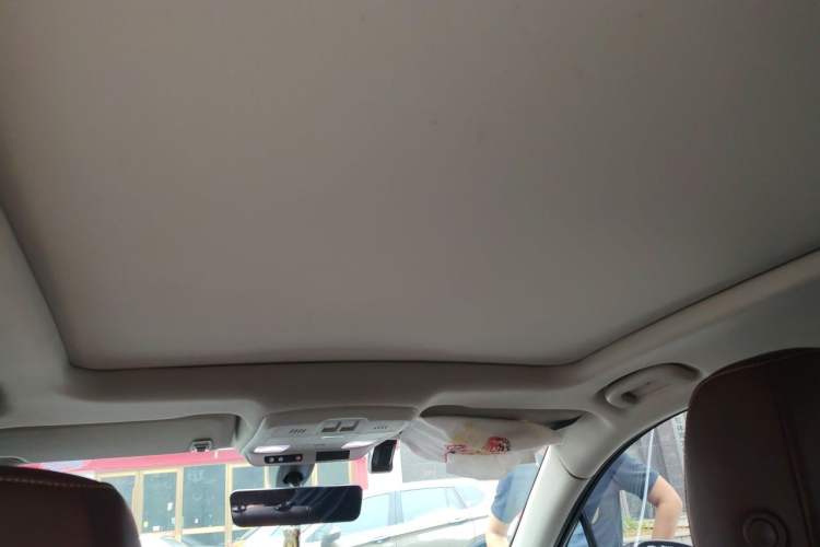 Used Buick Envision 2021 532T Two-Wheel-Drive Luxury Version Headliner