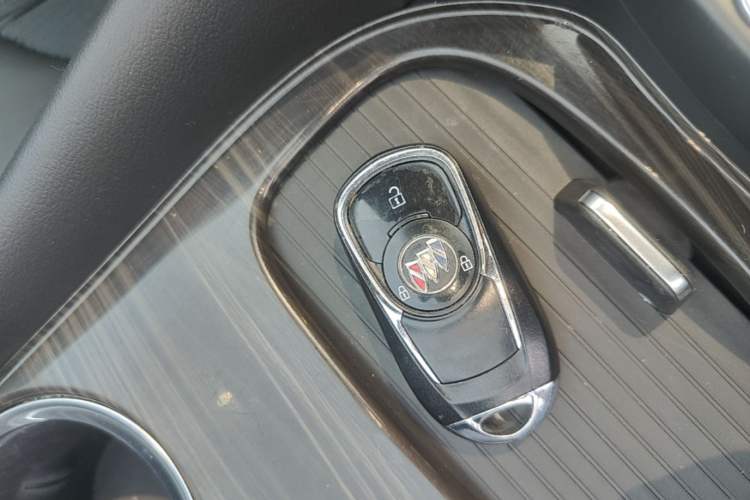 Used Buick Envision 2021 532T Two-Wheel-Drive Leading Version Interior 1