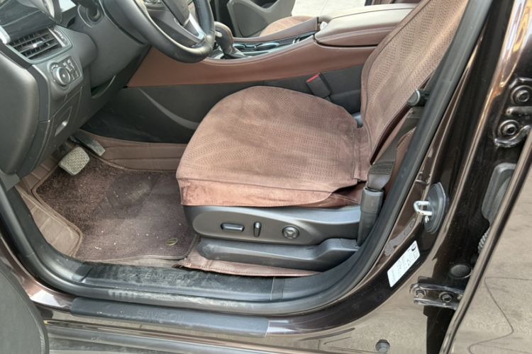 Used Buick Envision 2021 532T Two-Wheel-Drive Elite Version Interior 10