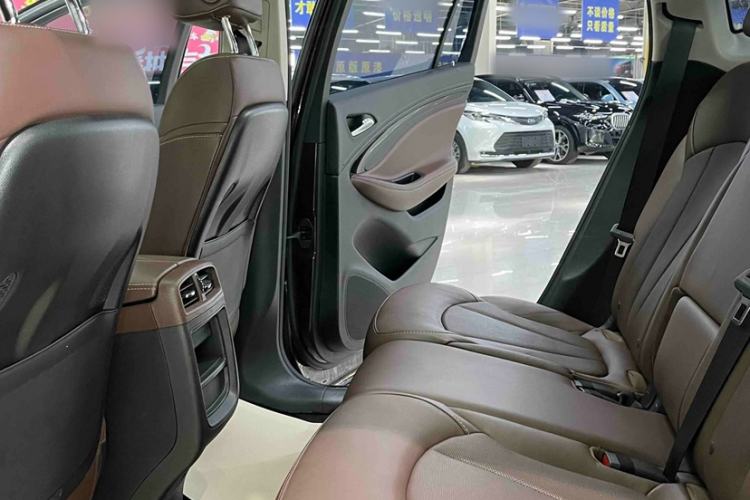 Used Buick Envision 2021 532T Two-Wheel-Drive Luxury Version Interior 3