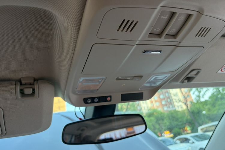 Used Buick Envision 2021 532T Two-Wheel-Drive Elite Version Interior 6