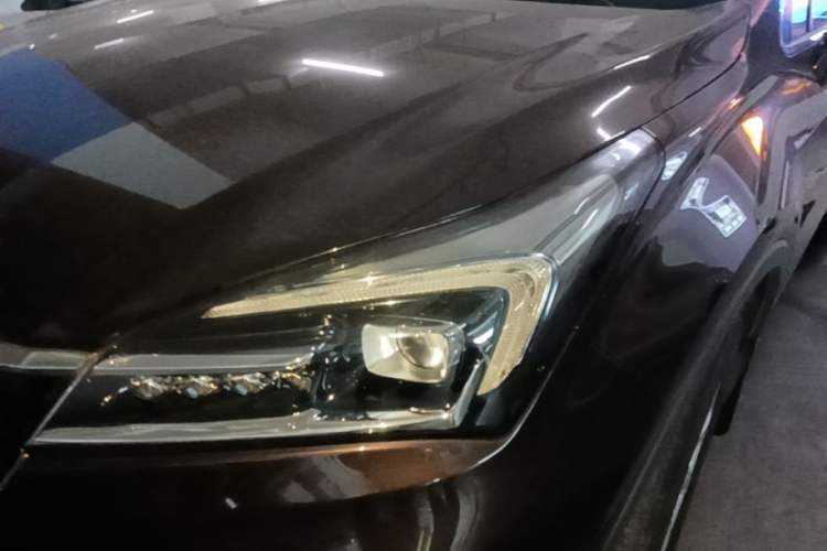 Used Buick Envision 2021 532T Two-Wheel-Drive Leading Version Left Front Headlight