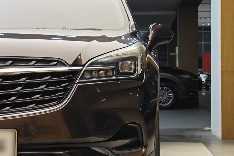 Used Buick Envision 2021 532T Two-Wheel-Drive Luxury Version Left Front Headlight