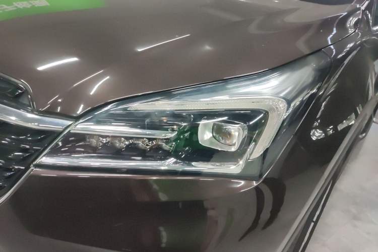 Used Buick Envision 2021 532T Two-Wheel-Drive Leading Version Left Front Headlight