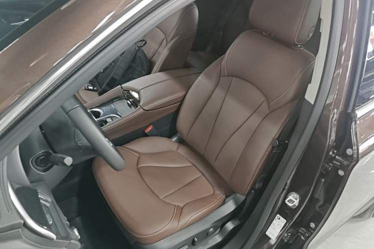 Used Buick Envision 2021 532T Two-Wheel-Drive Elite Version Left Front Seat