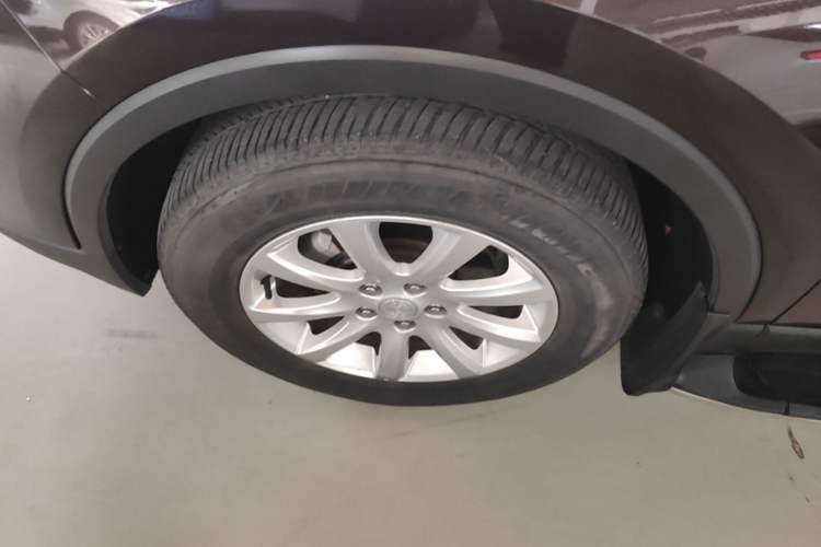 Used Buick Envision 2021 532T Two-Wheel-Drive Leading Version Left Front Wheel Hub