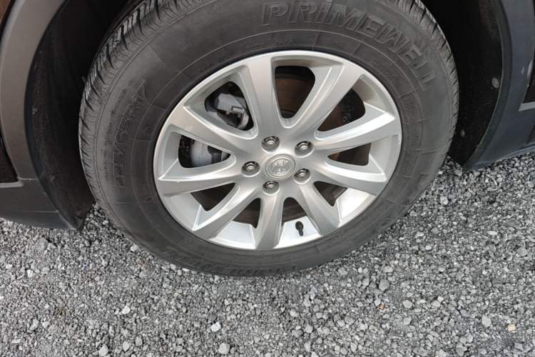 Used Buick Envision 2021 532T Two-Wheel-Drive Elite Version Left Front Wheel Hub