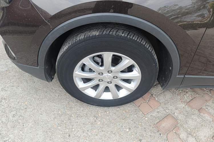 Used Buick Envision 2021 532T Two-Wheel-Drive Elite Version Left Front Wheel Hub