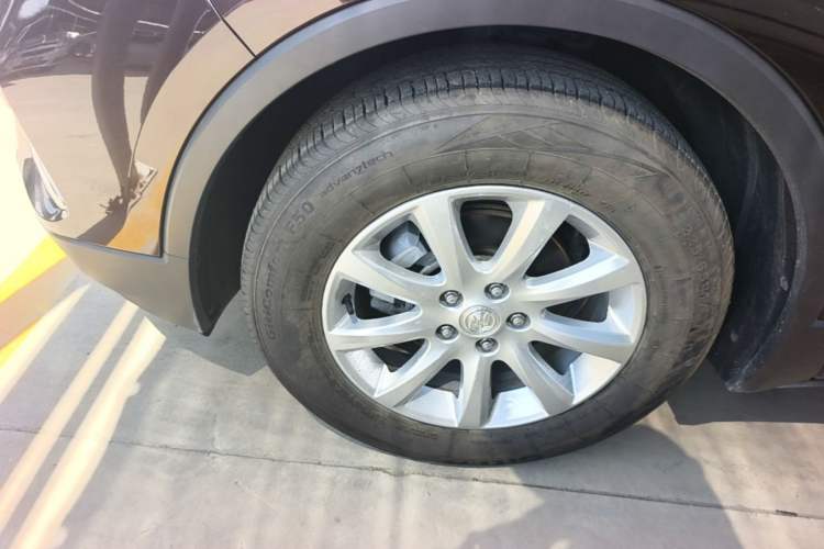Used Buick Envision 2021 532T Two-Wheel-Drive Elite Version Left Front Wheel Hub