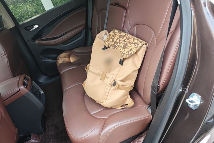 Used Buick Envision 2021 532T Two-Wheel-Drive Elite Version Left Rear Seat