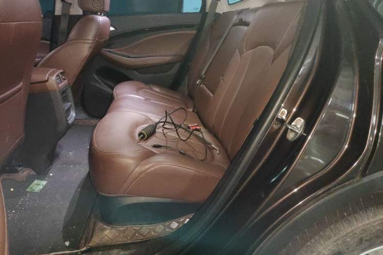 Used Buick Envision 2021 532T Two-Wheel-Drive Elite Version Left Rear Seat