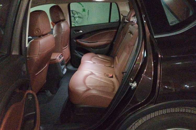 Used Buick Envision 2021 532T Two-Wheel-Drive Elite Version Left Rear Seat