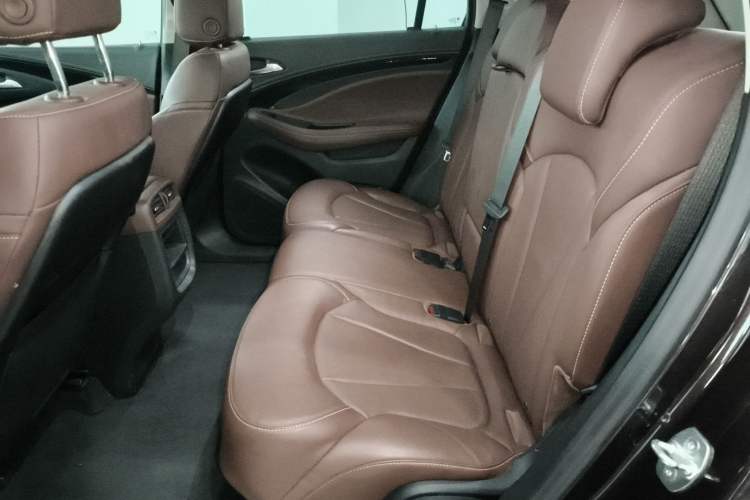 Used Buick Envision 2021 532T Two-Wheel-Drive Luxury Version Left Rear Seat