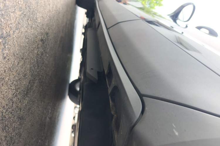 Used Buick Envision 2021 532T Two-Wheel-Drive Luxury Version Left Side Sill