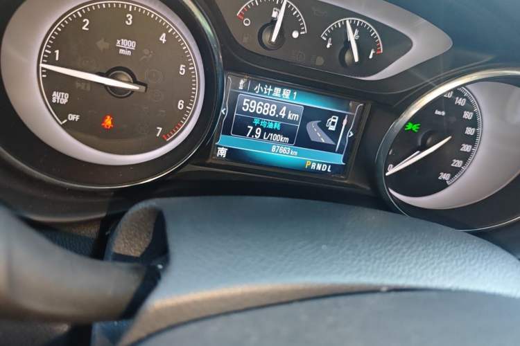 Used Buick Envision 2021 532T Two-Wheel-Drive Elite Version Odometer Close Up
