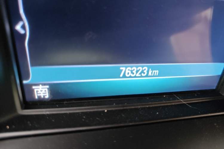 Used Buick Envision 2021 532T Two-Wheel-Drive Elite Version Odometer Close Up