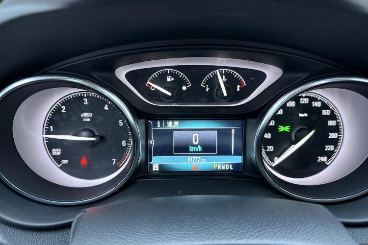 Used Buick Envision 2021 532T Two-Wheel-Drive Elite Version Odometer Close Up