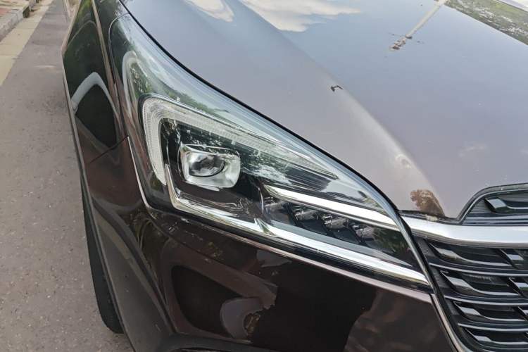Used Buick Envision 2021 532T Two-Wheel-Drive Elite Version Right Front Headlight