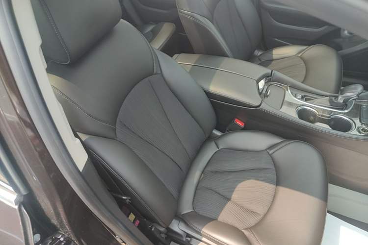 Used Buick Envision 2021 532T Two-Wheel-Drive Leading Version Right Front Seat