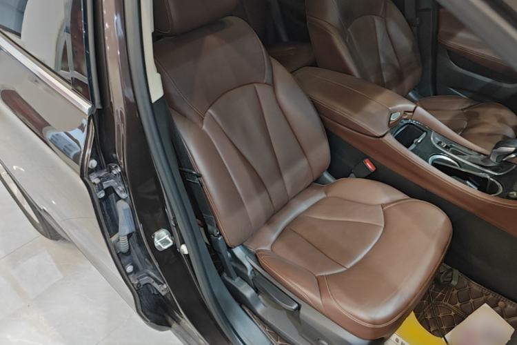 Used Buick Envision 2021 532T Two-Wheel-Drive Elite Version Right Front Seat