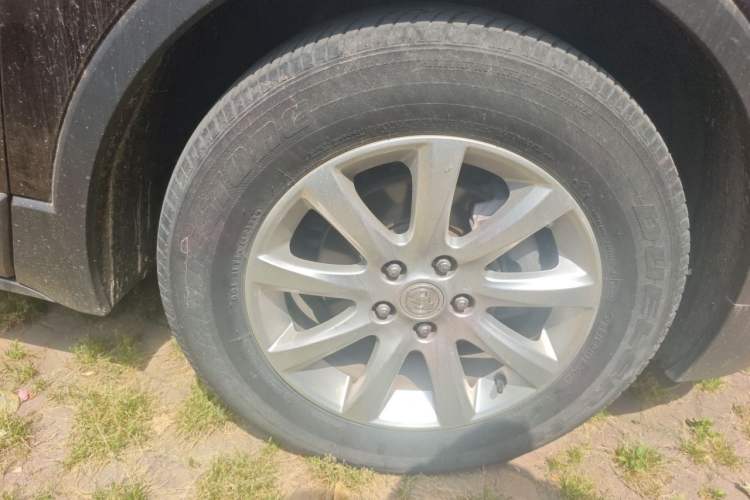 Used Buick Envision 2021 532T Two-Wheel-Drive Elite Version Right Front Wheel Hub