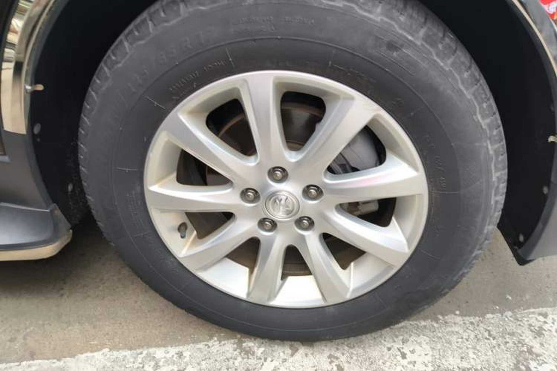 Used Buick Envision 2021 532T Two-Wheel-Drive Elite Version Right Front Wheel Hub