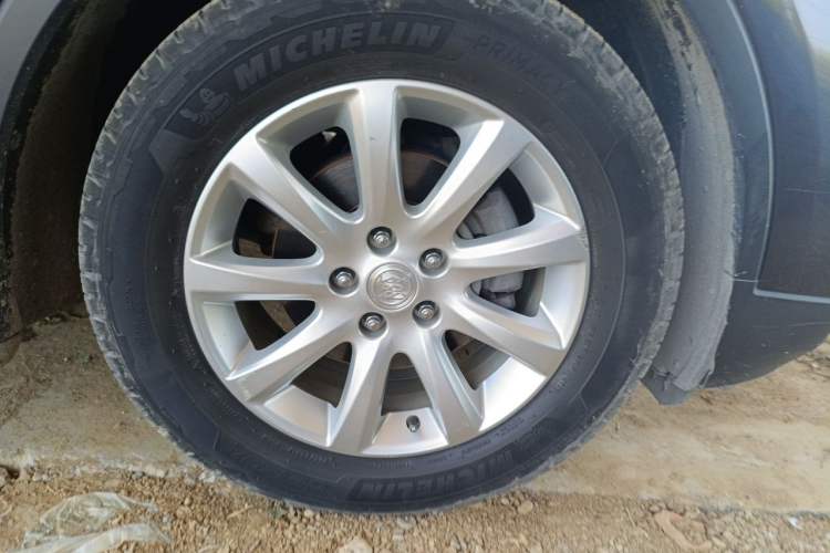 Used Buick Envision 2021 532T Two-Wheel-Drive Elite Version Right Front Wheel Hub