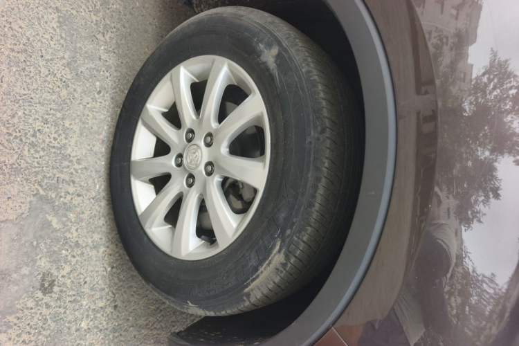 Used Buick Envision 2021 532T Two-Wheel-Drive Leading Version Right Front Wheel Hub