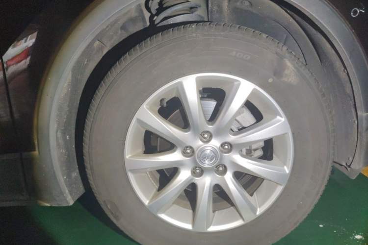 Used Buick Envision 2021 532T Two-Wheel-Drive Luxury Version Right Front Wheel Hub