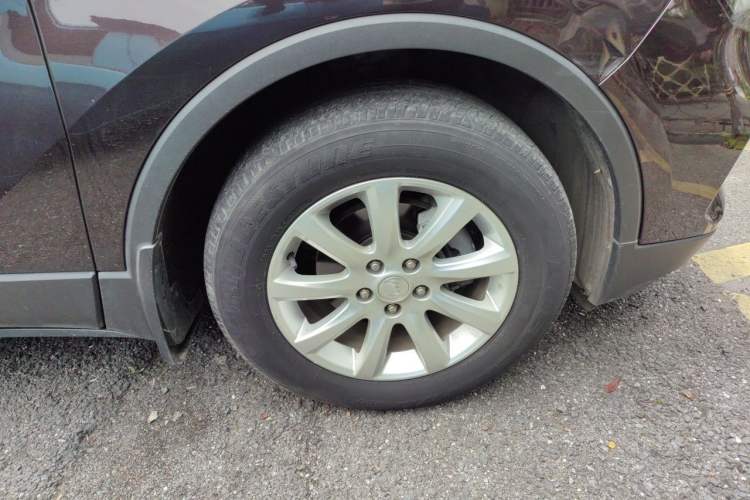 Used Buick Envision 2021 532T Two-Wheel-Drive Elite Version Right Front Wheel Hub