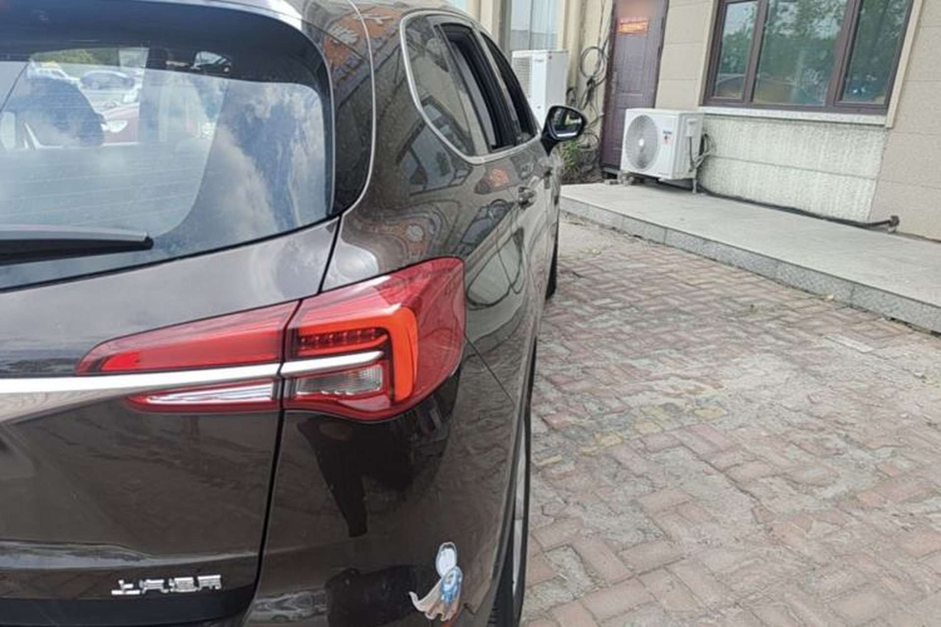 Used Buick Envision 2021 532T Two-Wheel-Drive Elite Version Right Rear Taillight