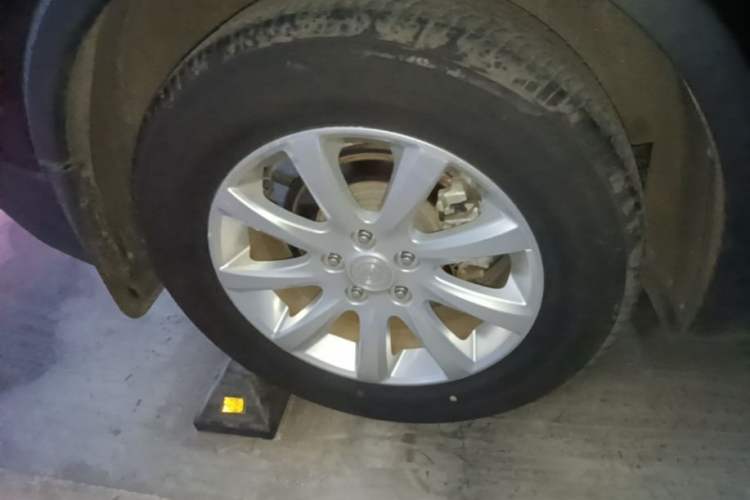 Used Buick Envision 2021 532T Two-Wheel-Drive Leading Version Right Rear Wheel Hub