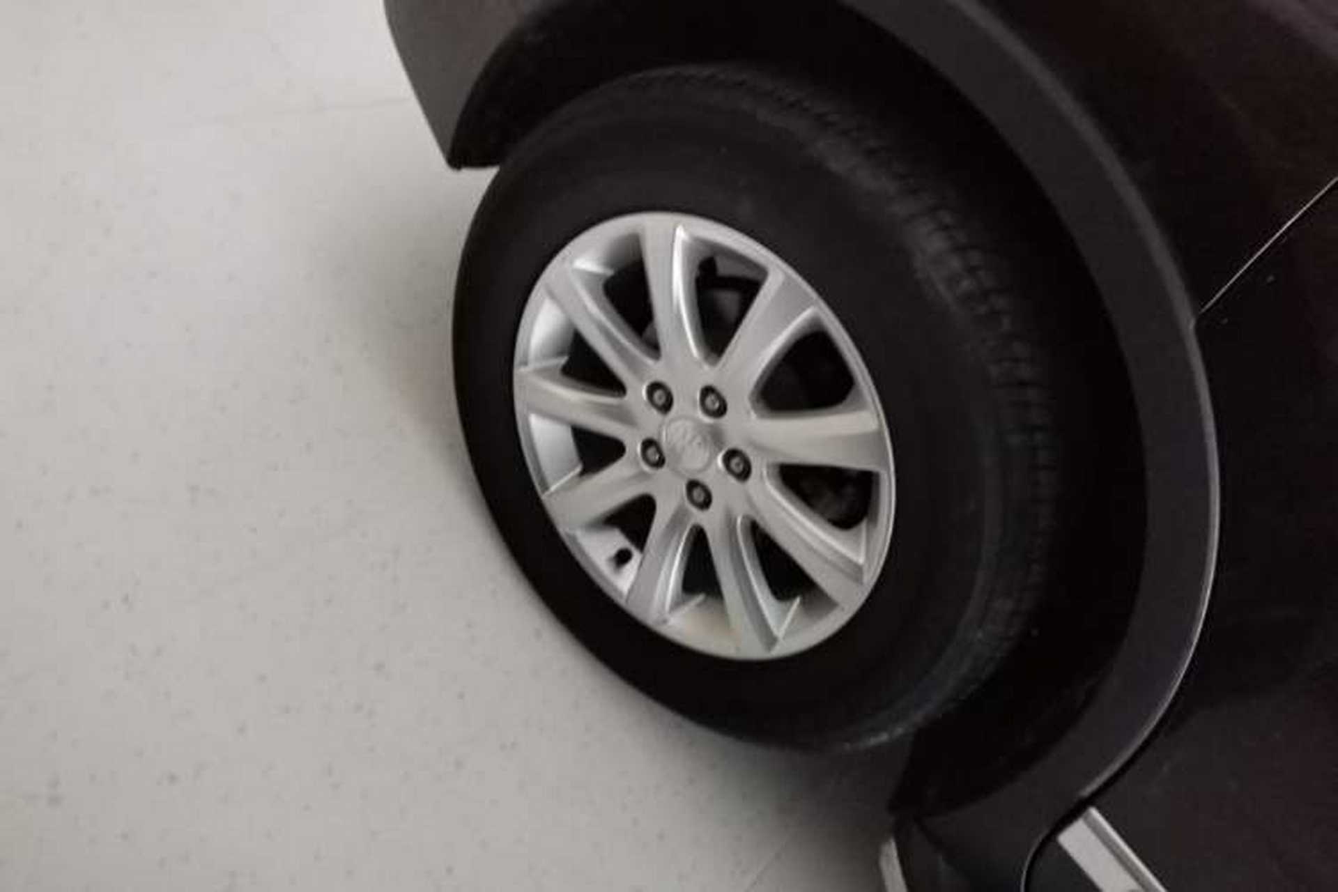 Used Buick Envision 2021 532T Two-Wheel-Drive Leading Version Right Rear Wheel Hub