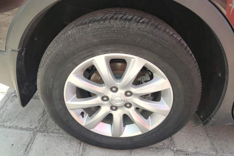 Used Buick Envision 2021 532T Two-Wheel-Drive Elite Version Right Rear Wheel Hub