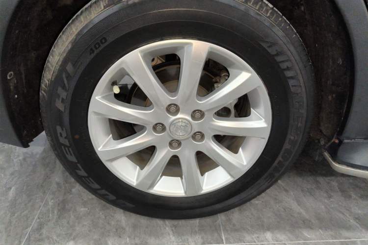 Used Buick Envision 2021 532T Two-Wheel-Drive Luxury Version Right Rear Wheel Hub